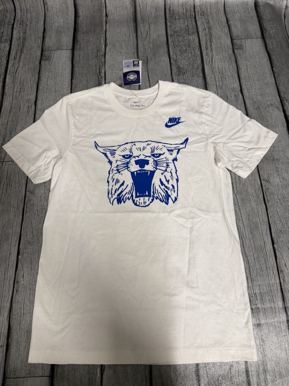 NWT Mens Nike Kentucky Wildcat Vault Mascot T-Shirt Cotton SS White Tee Small